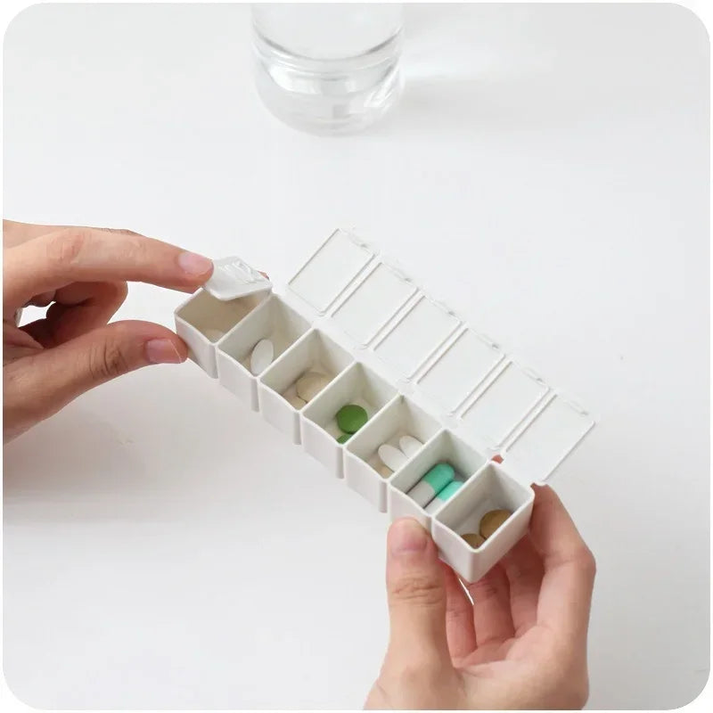 Weekly Pill Organizer Travel Daily Pill Box Medicine Organizer 7 Day for Vitamins and Prescriptions